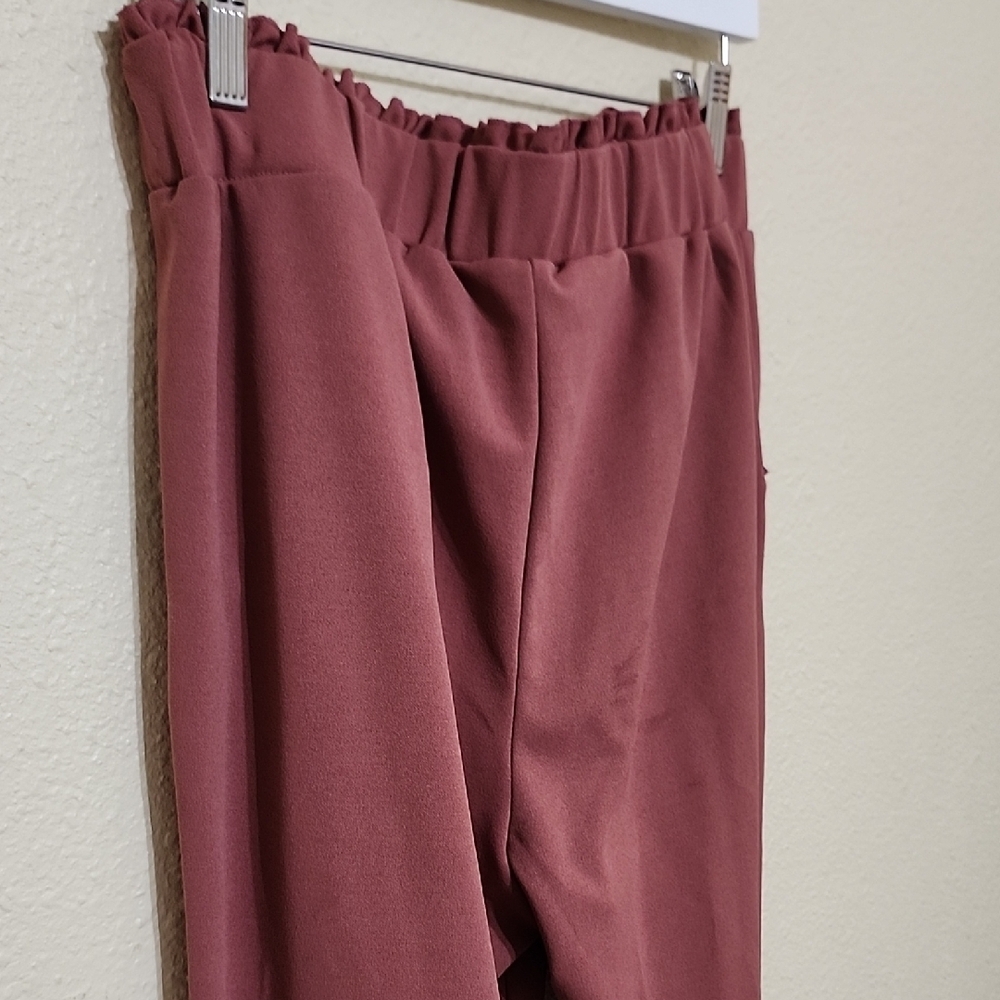 Soho Apparel Pink High-Waisted Trousers with Relaxed Fit - Picture 9 of 11